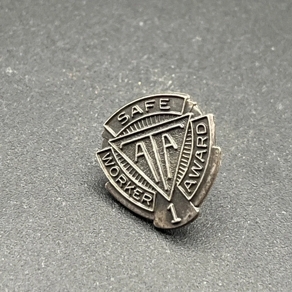 ATA Safe‎ Worker Award 1 Year Trucking Lapel Hat Pin